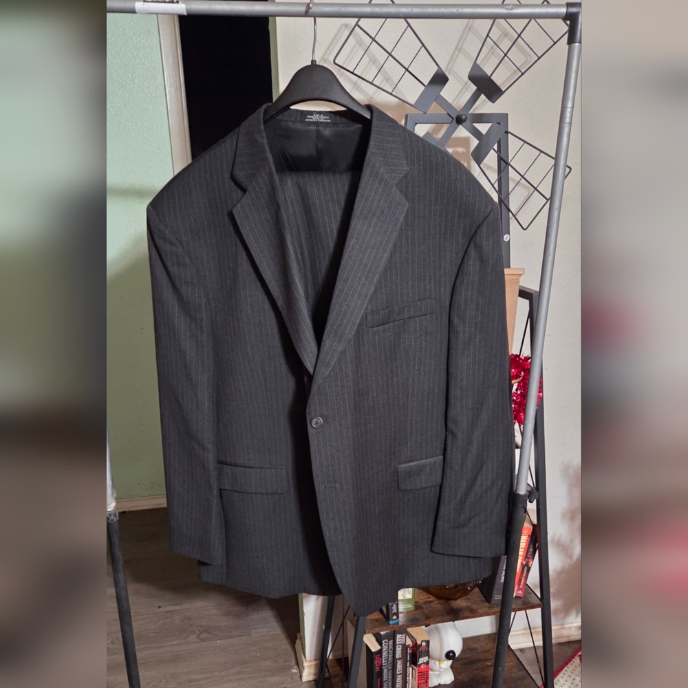 Elegant Charcoal Pinstripe Men's Stafford Suit